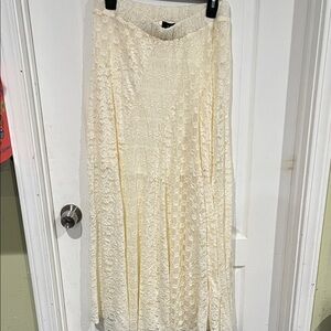 Vici sun-drenched lace maxi skirt in cream